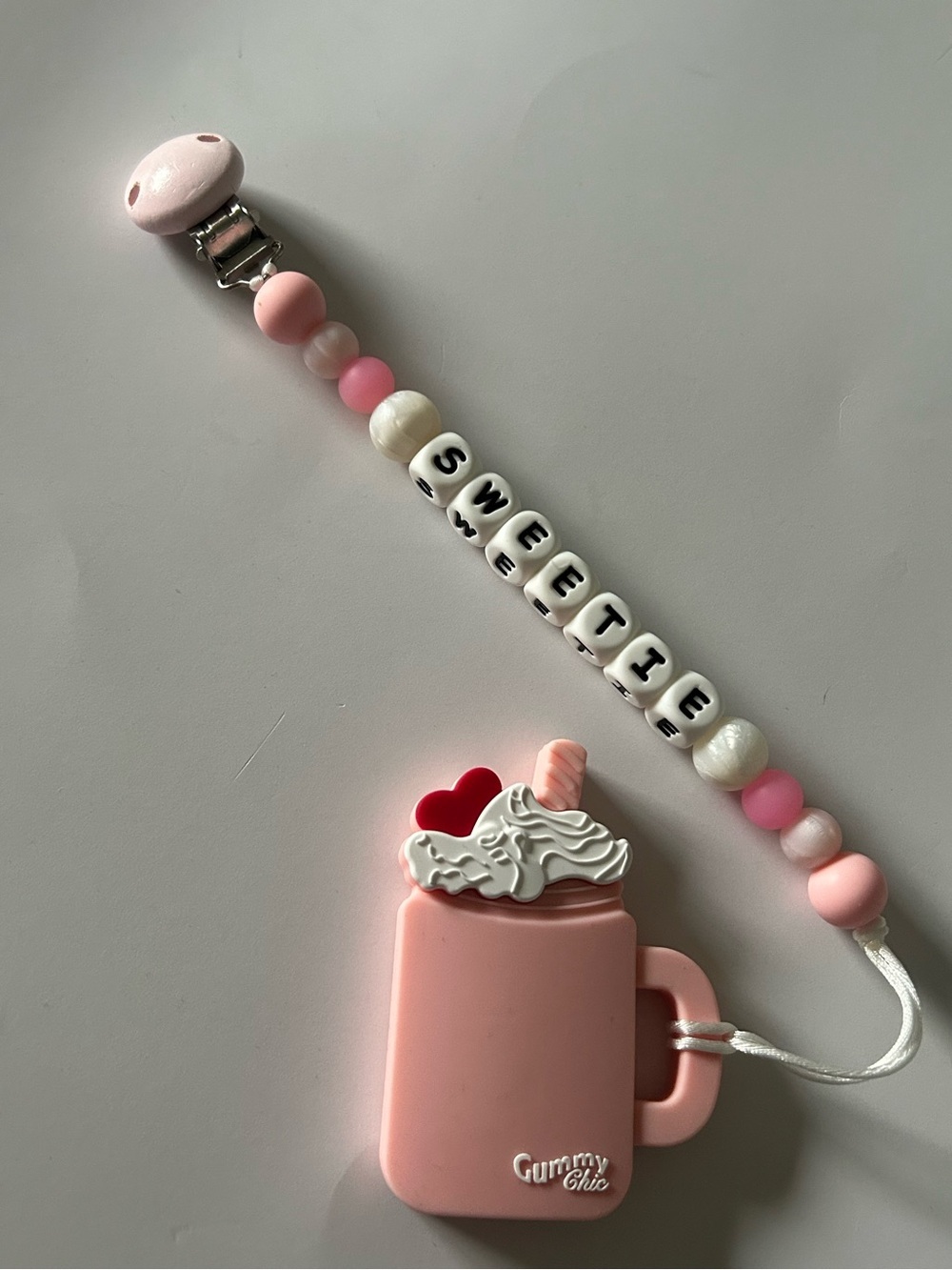 🔥4 for $25 NEW Sweetie Pink Silicone Mug Charm with Beaded Pacifier Clip